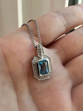 14K White Gold Blue Gemstone Halo Pendant Necklace Emerald Cut Vintage Style